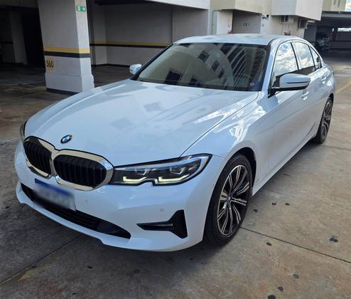 BMW 320i 2.0 16V TURBO FLEX SPORT GP AUTOMÁTICO BMW 320i 2.0 16V TURBO FLEX SPORT GP AUTOMÁTICO